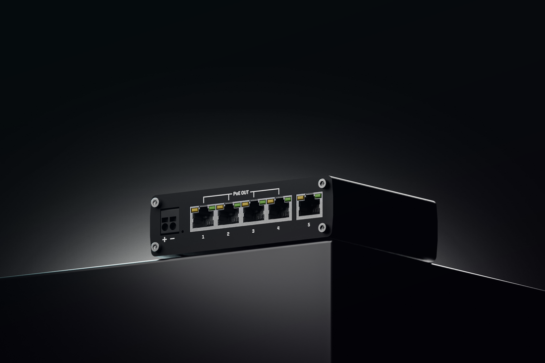 TSW101 Series AUTOMOTIVE POE+ SWITCH